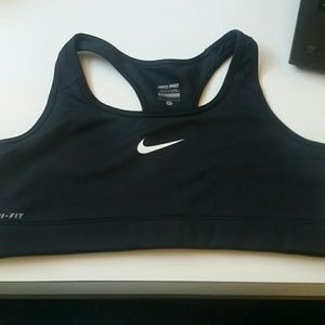 Nike Pro Sports bra Sz L